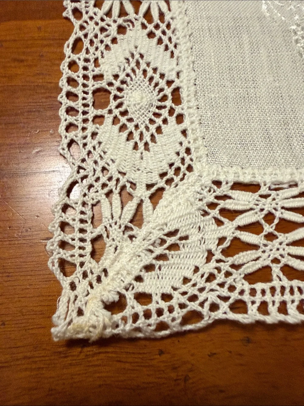 Vintage Irish Linen 12x18 White Lace Embroidered NIB